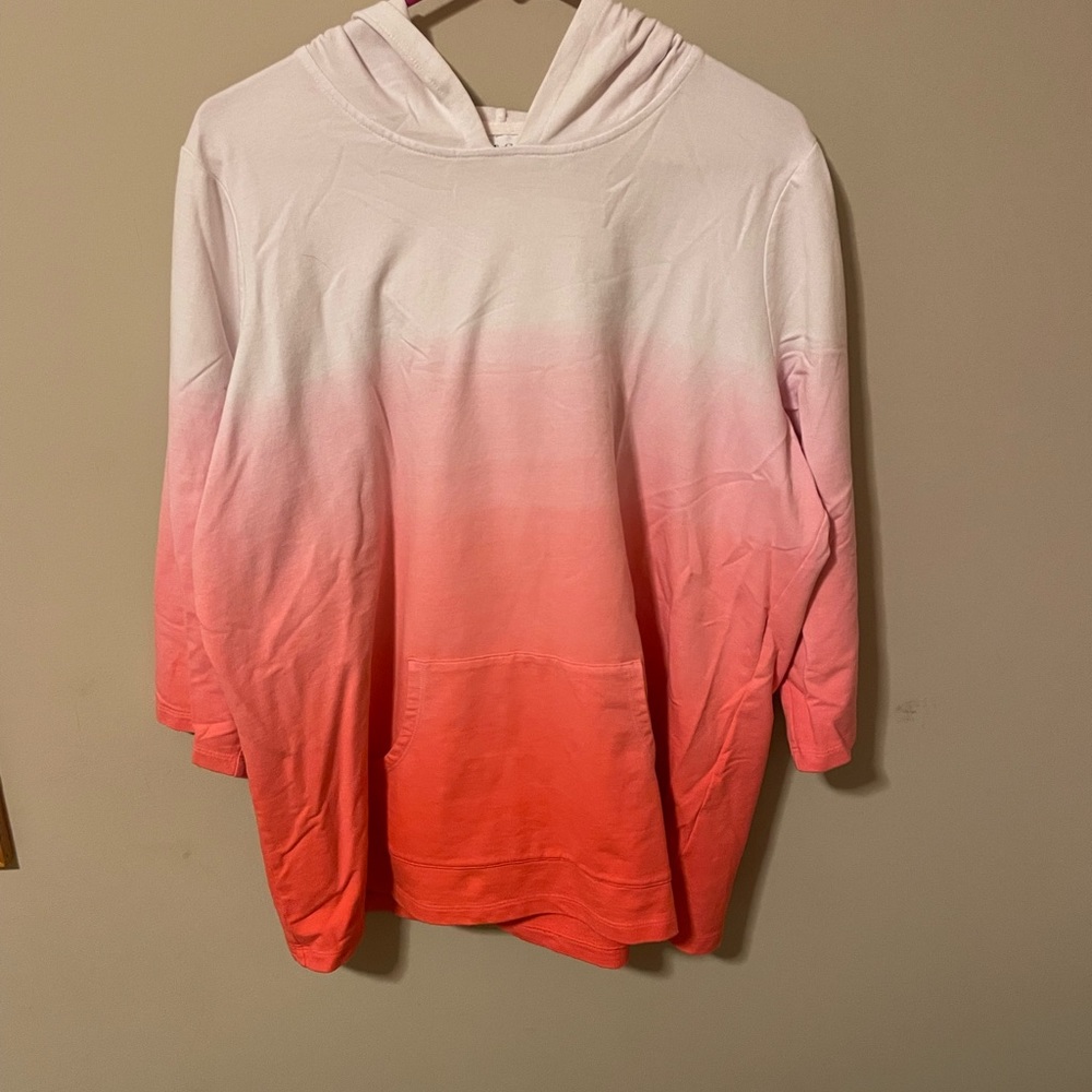 Ombré 3/4 sleeve hooded sweatshirt